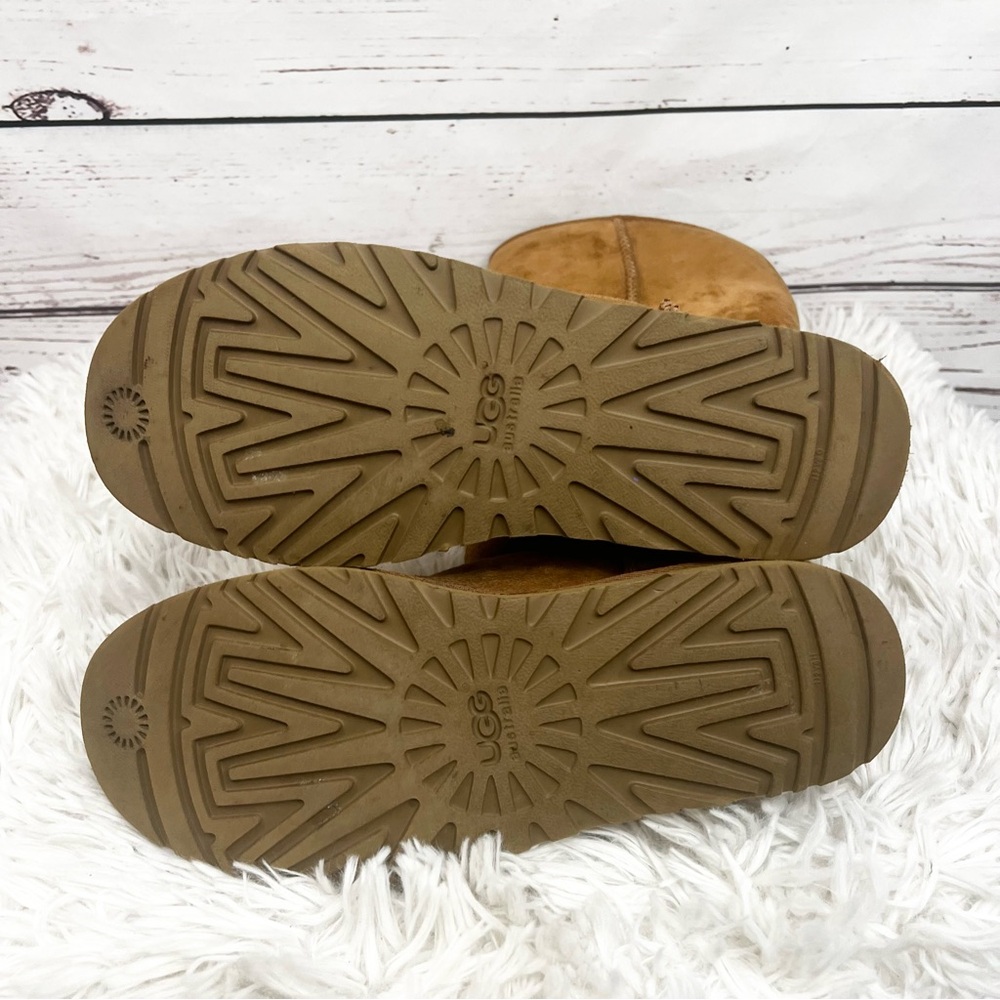 UGG Classic Tall Chestnut Shearling Boots Size 9 - Picture 7 of 16